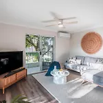 The Perfect Stay For Your Group Getaway - Sleeps 7 - Close To Everything