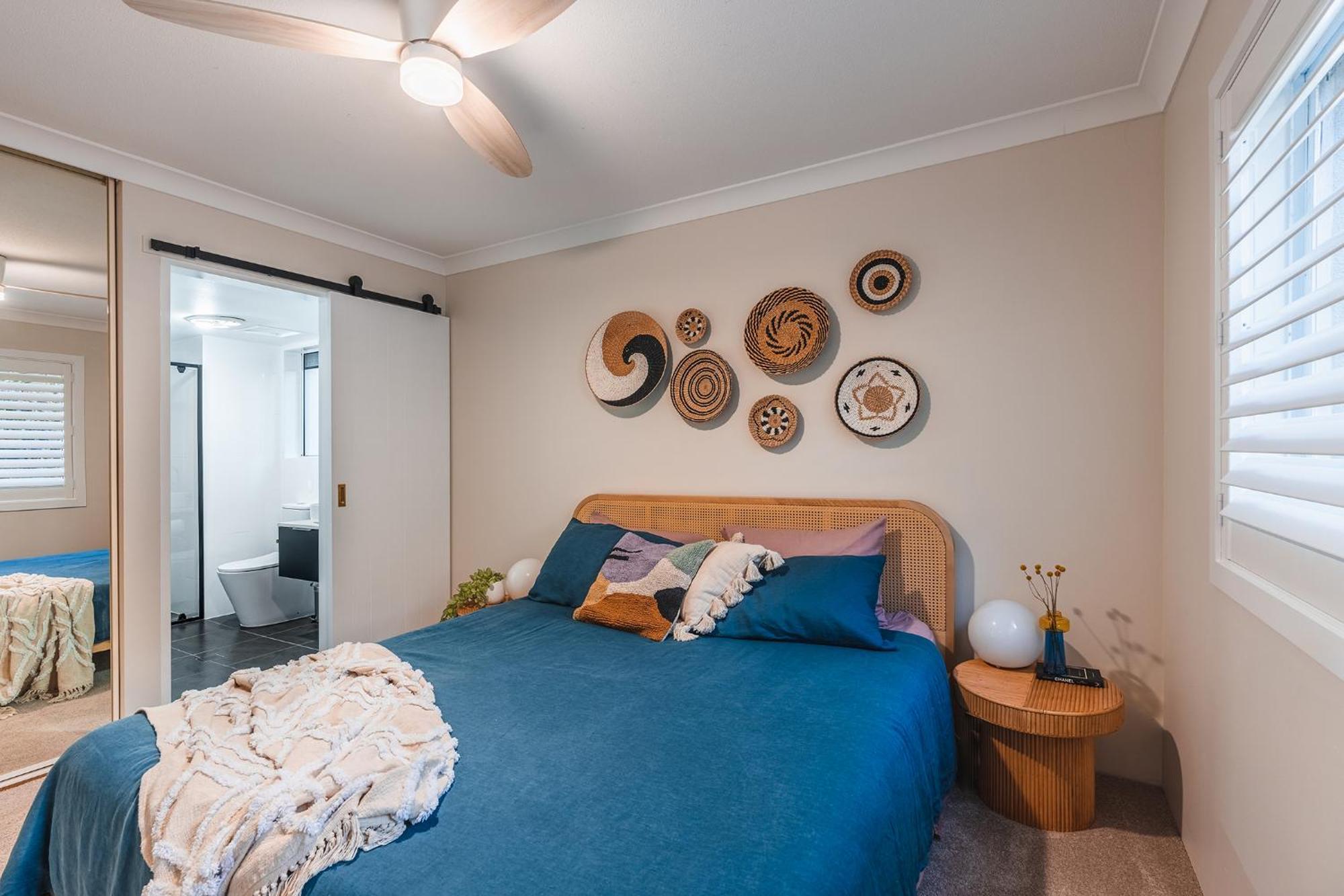 The Perfect For Your Group Getaway - Sleeps 7 - Close To Everything *