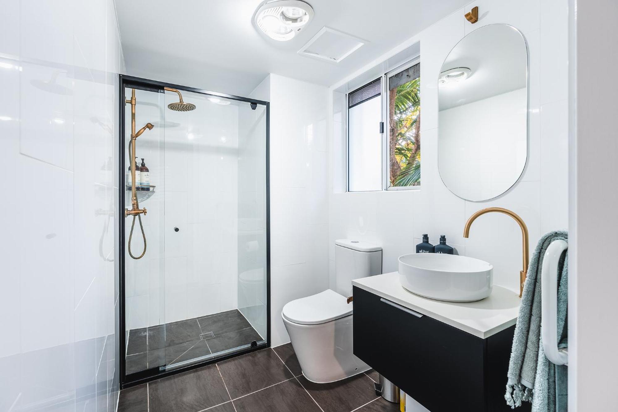 The Perfect For Your Group Getaway - Sleeps 7 - Close To Everything Apartment Gold Coast