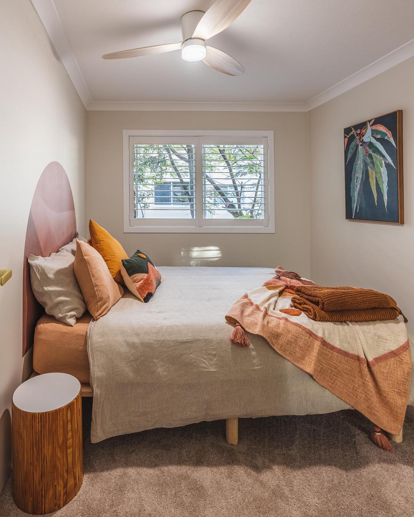 Apartment The Perfect For Your Group Getaway - Sleeps 7 - Close To Everything *